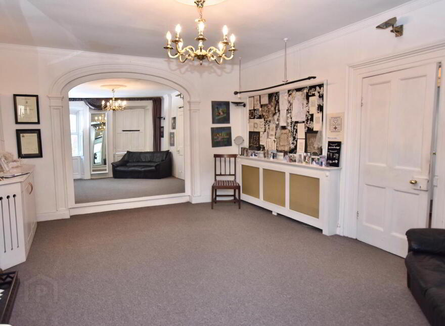 2 Frederick Place, 97 Church Street, Newtownards, BT23 4AW