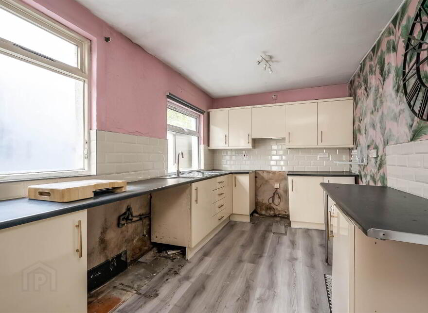 105 Shore Road, Belfast, BT15 3PL