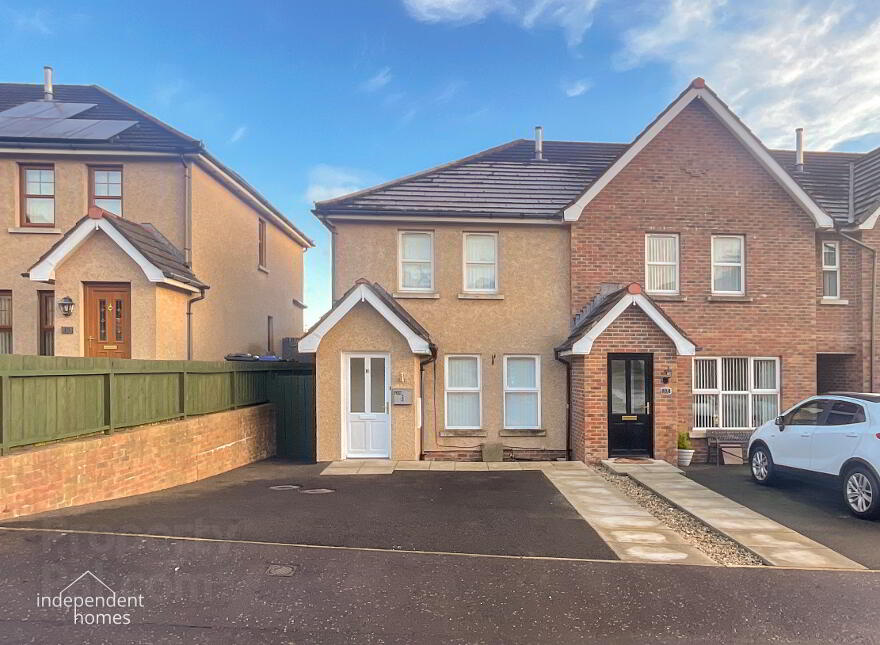 16 Kiln Court, Larne, BT40 1GA photo