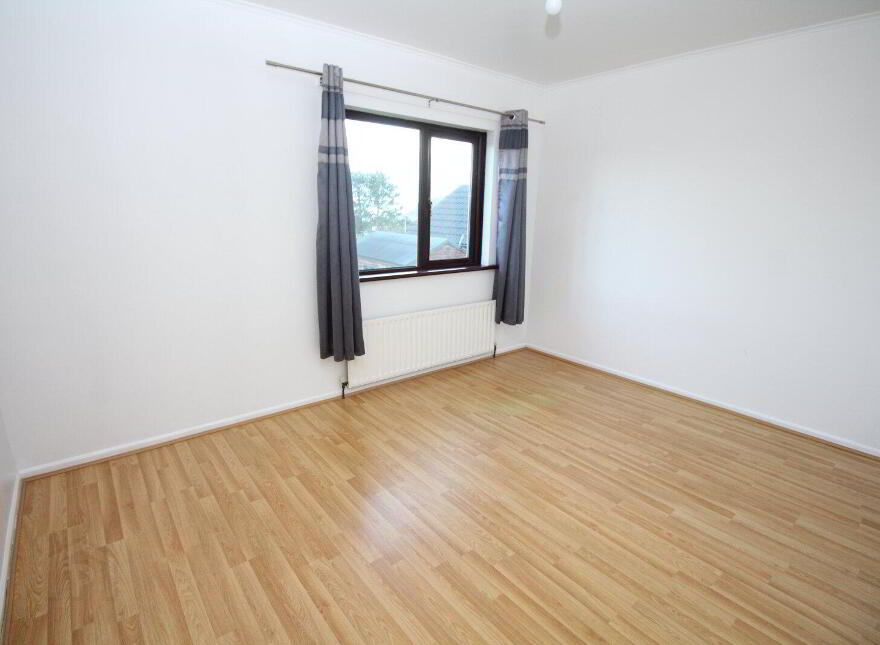 33 Donegall Crescent, Whitehead, Carrickfergus, BT38 9LS