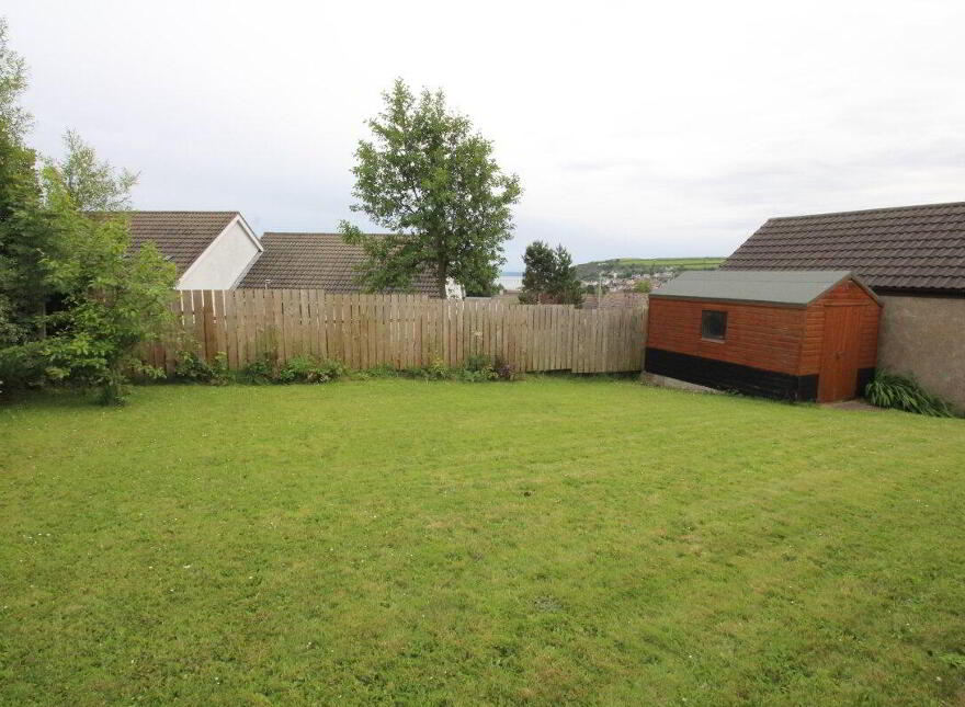 33 Donegall Crescent, Whitehead, Carrickfergus, BT38 9LS
