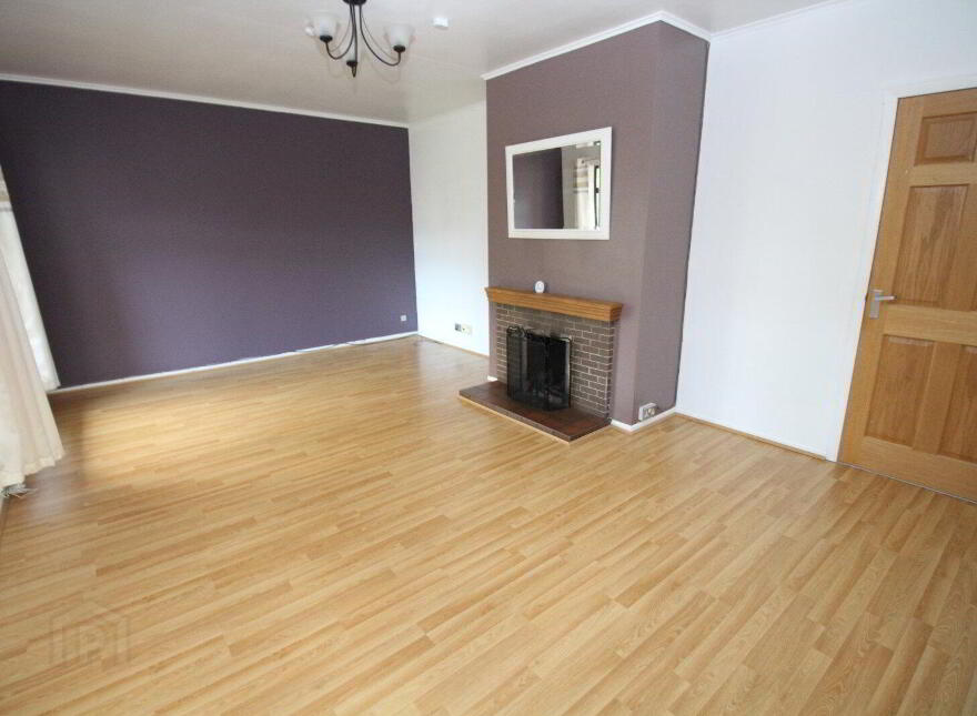 33 Donegall Crescent, Whitehead, Carrickfergus, BT38 9LS