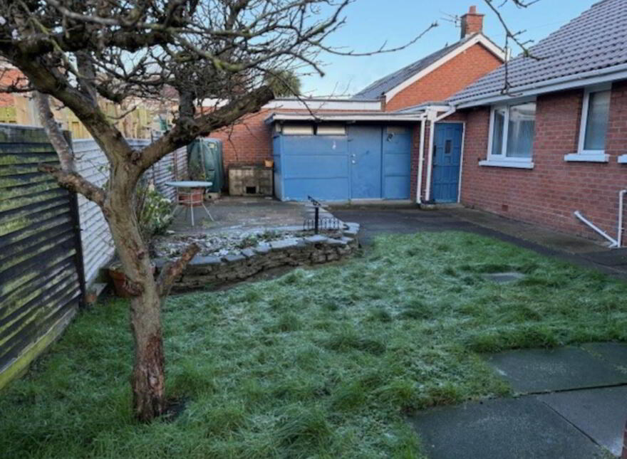18 Trailcock Road, Carrickfergus, BT38 7NU