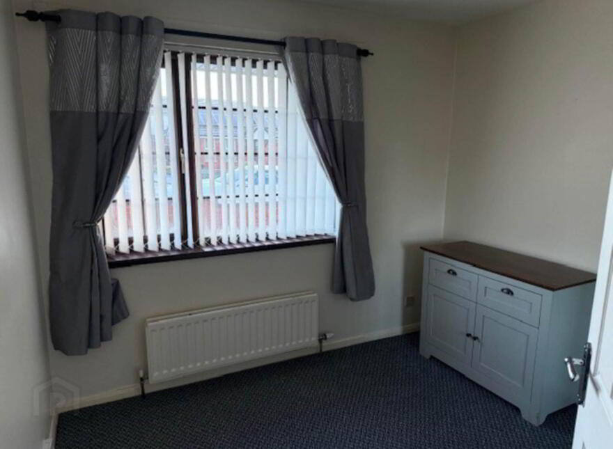 18 Trailcock Road, Carrickfergus, BT38 7NU