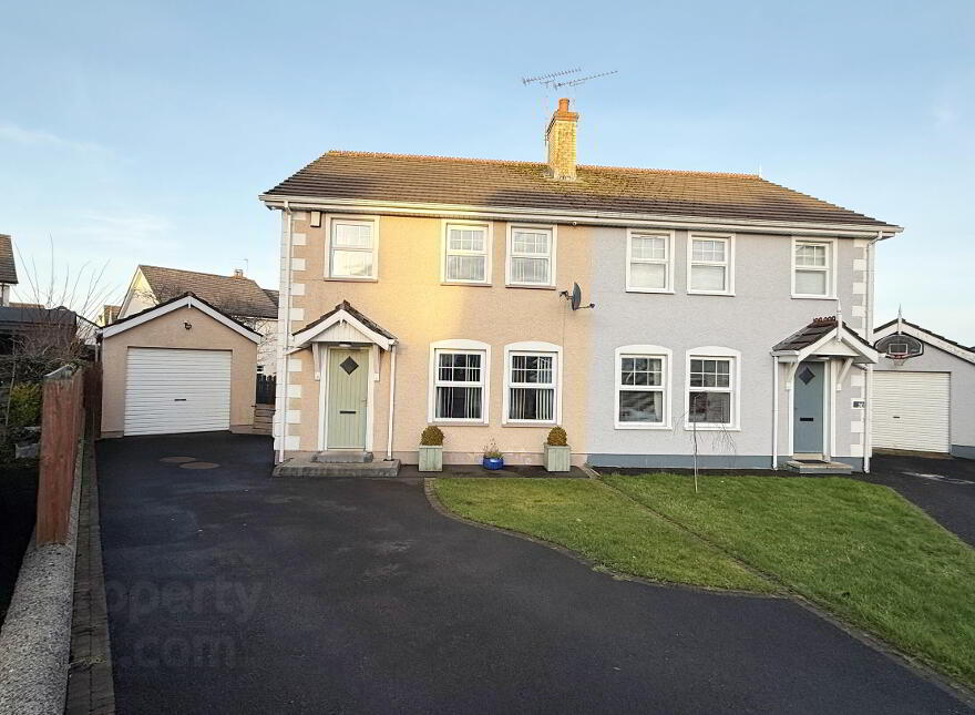 28 Greenhall Manor, Coleraine, BT51 3GN photo