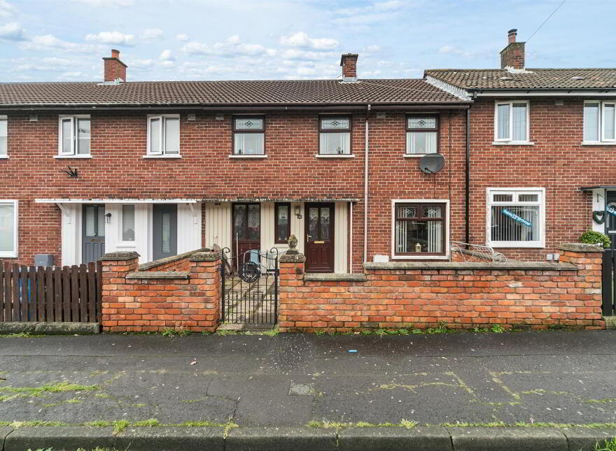 42 Fairhill Park, Belfast, BT15 4FY photo