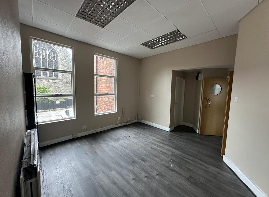 86 Lisburn Road, Belfast, BT9 6AF