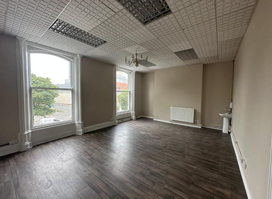 86 Lisburn Road, Belfast, BT9 6AF