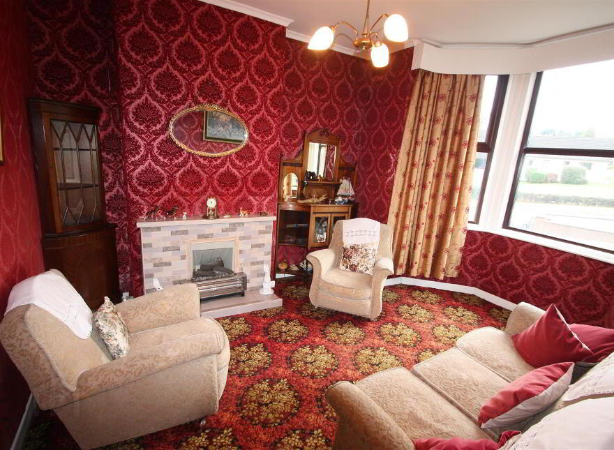 60 Church Road, Ballynahinch, BT24 8LP