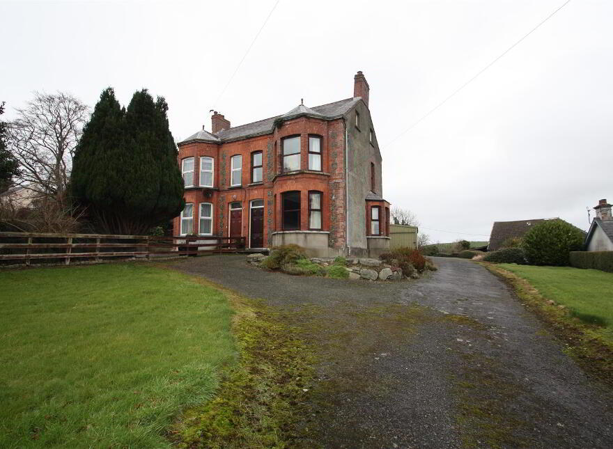 60 Church Road, Ballynahinch, BT24 8LP