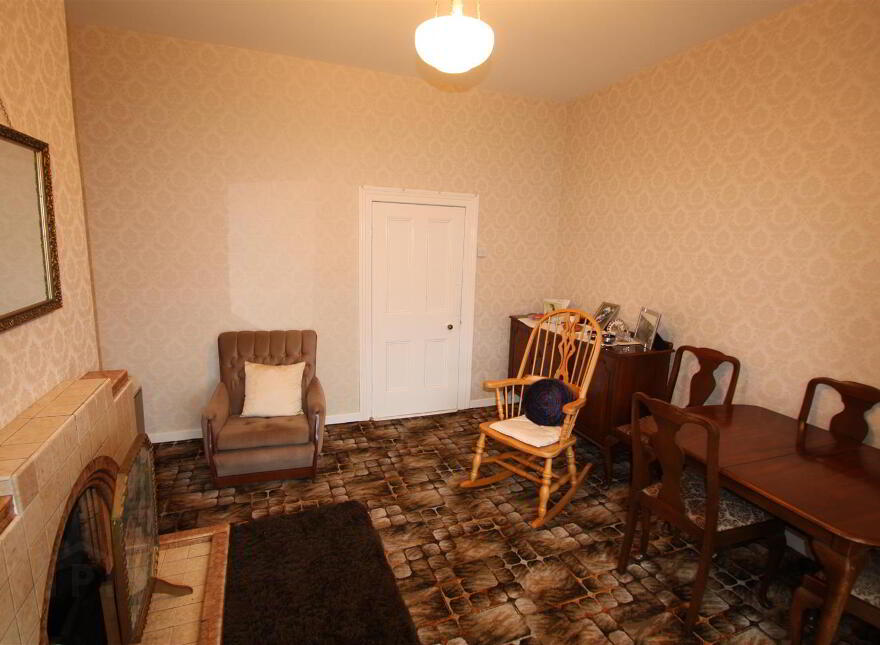 60 Church Road, Ballynahinch, BT24 8LP