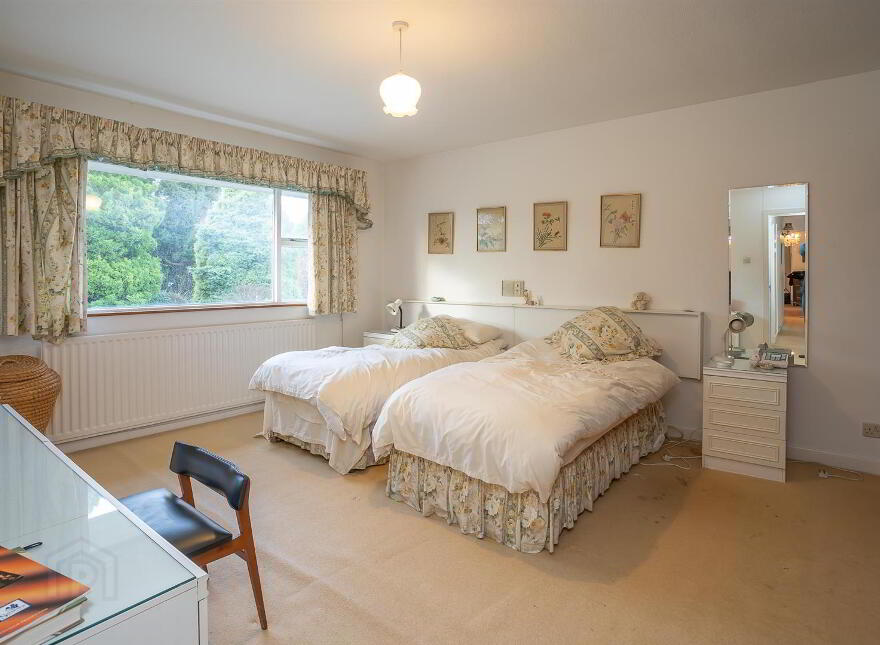 16 Larch Hill Avenue, Holywood, BT18 0JW