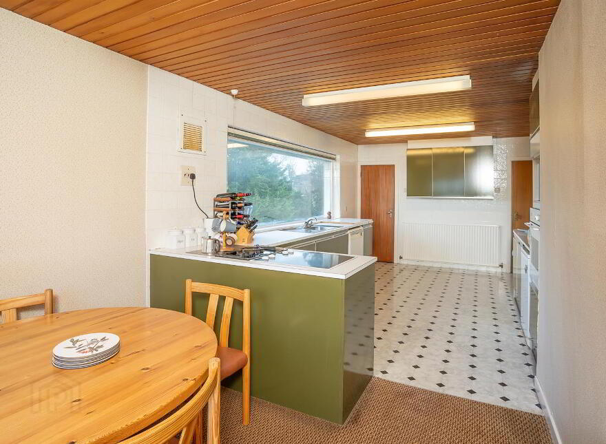 16 Larch Hill Avenue, Holywood, BT18 0JW