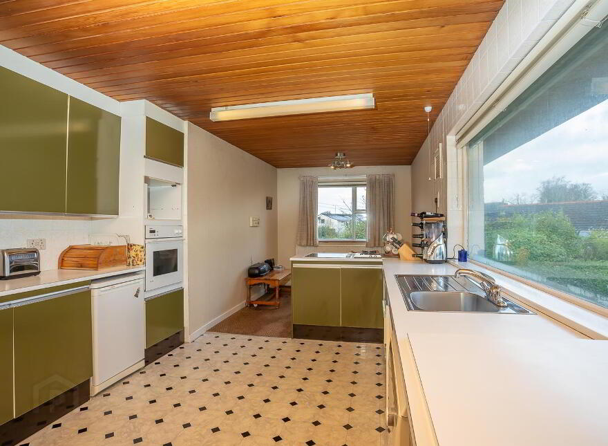16 Larch Hill Avenue, Holywood, BT18 0JW
