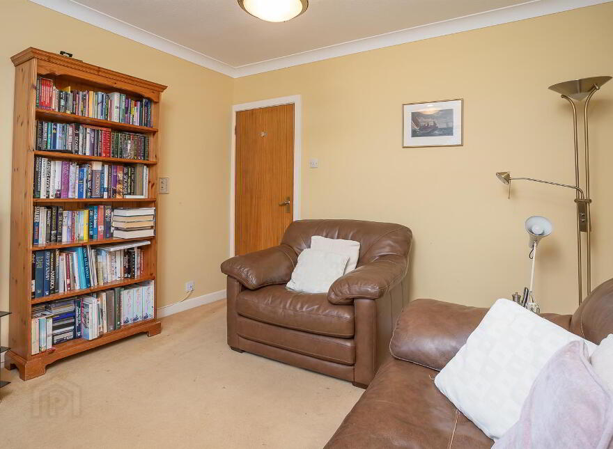 16 Larch Hill Avenue, Holywood, BT18 0JW
