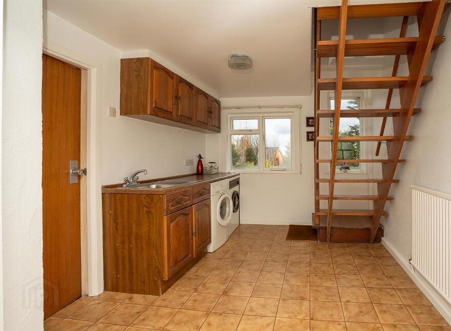 16 Larch Hill Avenue, Holywood, BT18 0JW