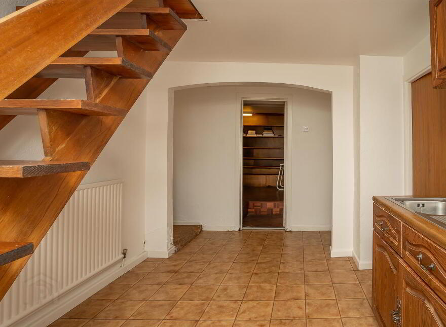 16 Larch Hill Avenue, Holywood, BT18 0JW