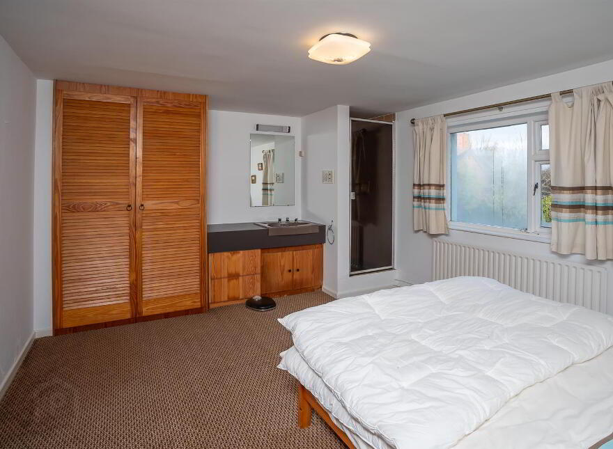 16 Larch Hill Avenue, Holywood, BT18 0JW