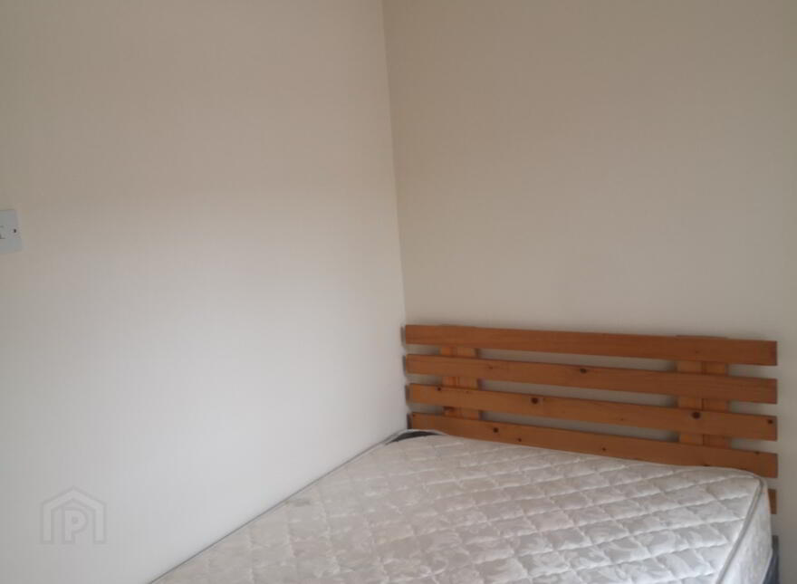 6 Agincourt Street, Belfast, BT7 1RB