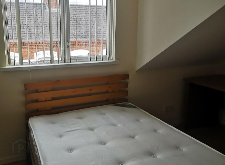 6 Agincourt Street, Belfast, BT7 1RB