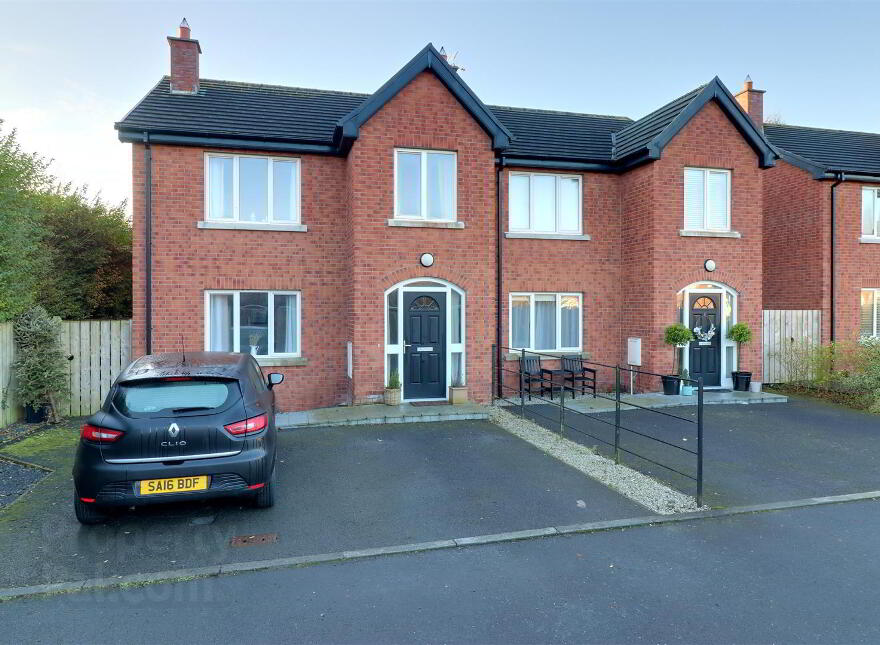 12 Glenford Grove, Newtownards, BT23 4GD photo