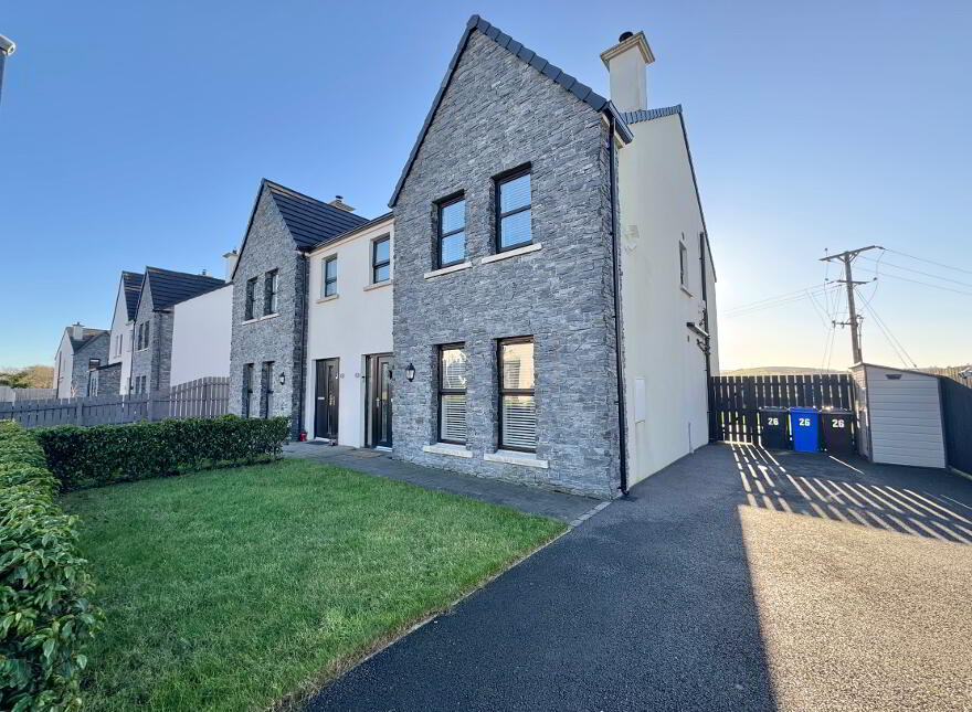 26 Riverview Manor, Castlederg, BT81 7EN photo