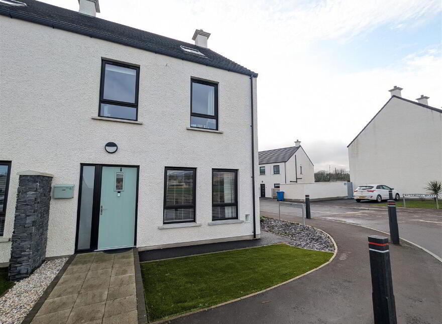 6 Waterhweel Wharf, Annalong, Newry, BT34 4QE photo