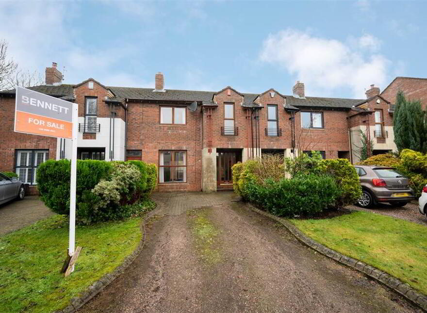 17 Laganvale Manor, Belfast, BT9 5BE photo