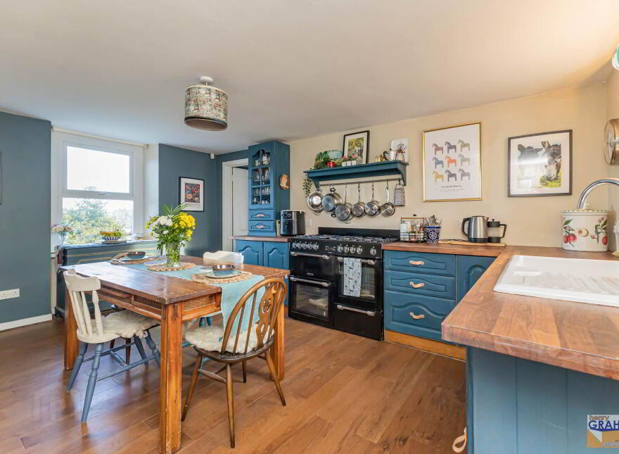 26 Bailliesmills Road, Lisburn, BT27 6XJ