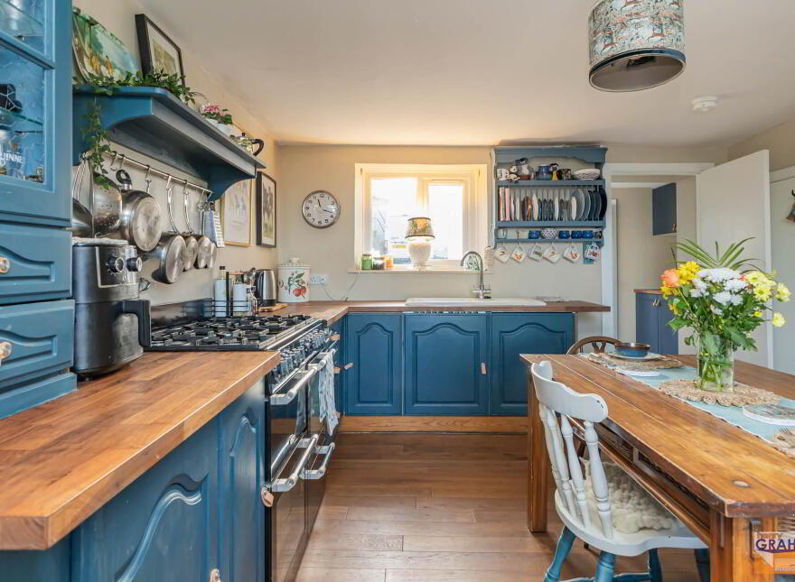 26 Bailliesmills Road, Lisburn, BT27 6XJ