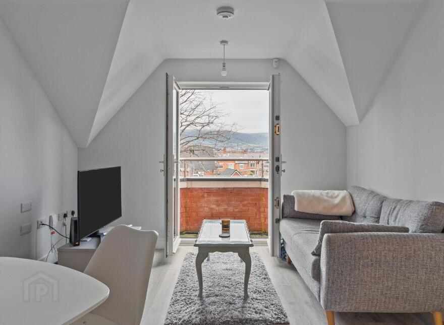 Apartment 6 Locksley Mews 114 Upper Lisburn Road, Finaghy, Belfast, BT10 0BD