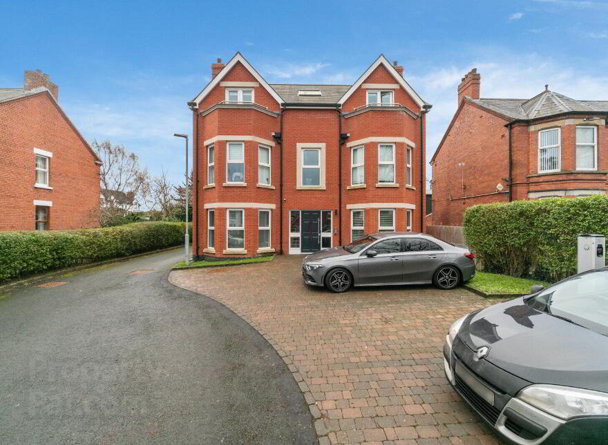 Apartment 6 Locksley Mews 114 Upper Lisburn Road, Finaghy, Belfast, BT10 0BD photo