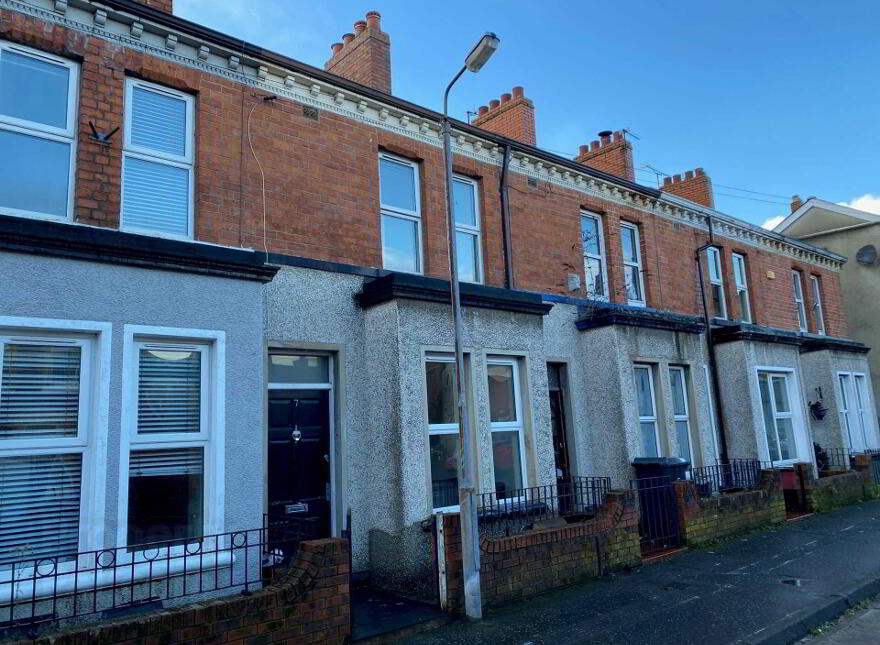 7 London Street, Ravenhill Road, Belfast, BT6 8EN photo