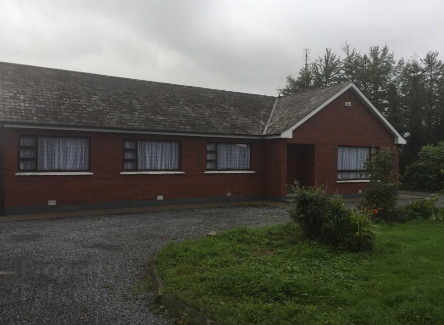 Bungalow, Bellewstown, A92P5N3 photo