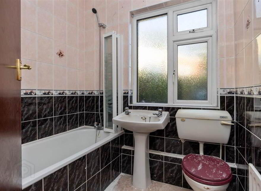 10 The Links, Strangford, BT30 7NB
