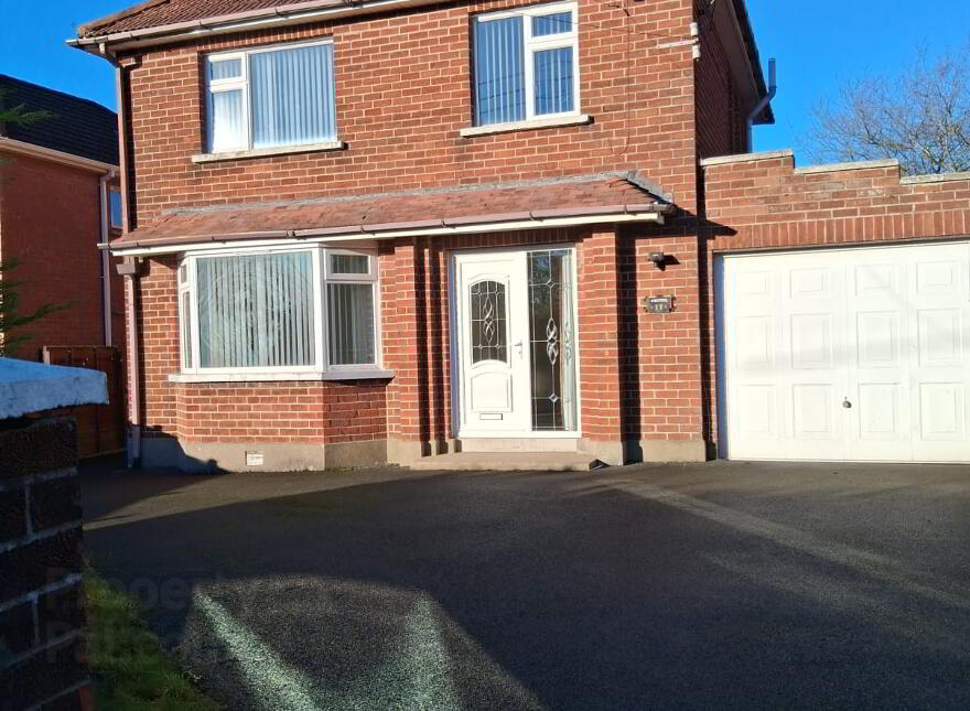 11 Beechill Road, Belfast, BT8 7PT photo