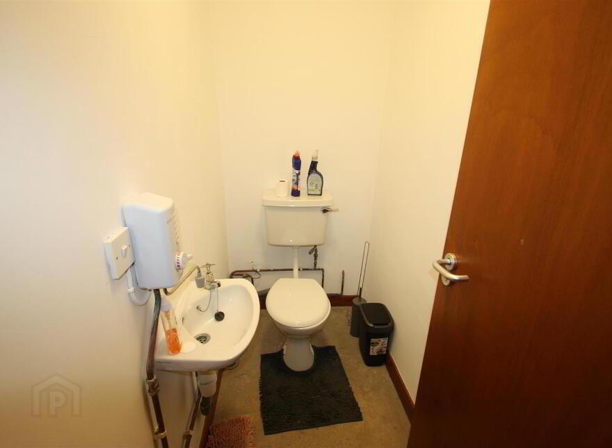 Unit 1, 2 Lisburn Street, Ballynahinch, BT24 8BD