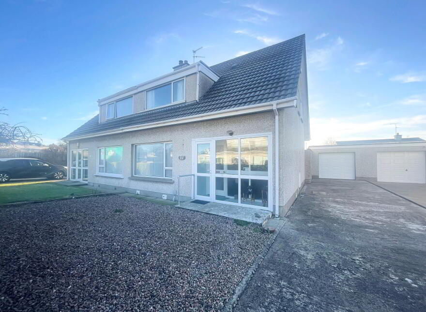 12 Glen Crescent, Portrush, BT56 8LL photo