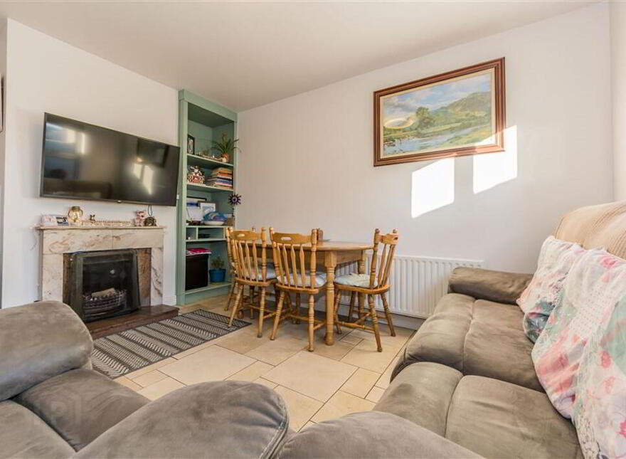 10 Saint Barrahane's Avenue, Castletownsend, West Cork, P81AX58