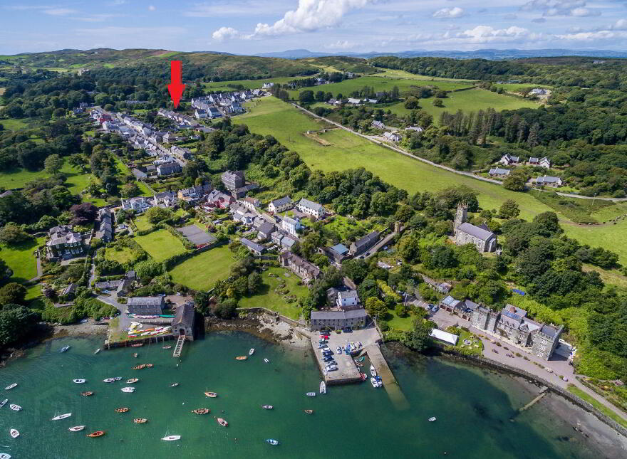 10 Saint Barrahane's Avenue, Castletownshend, P81AX58