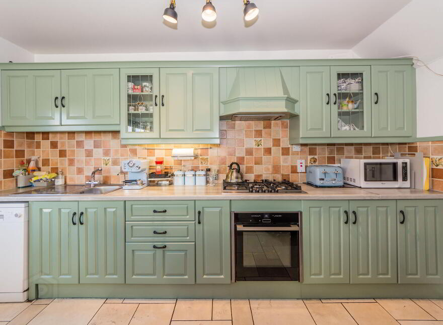 10 Saint Barrahane's Avenue, Castletownshend, P81AX58