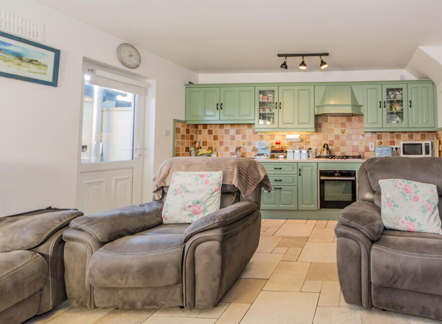 10 Saint Barrahane's Avenue, Castletownshend, P81AX58