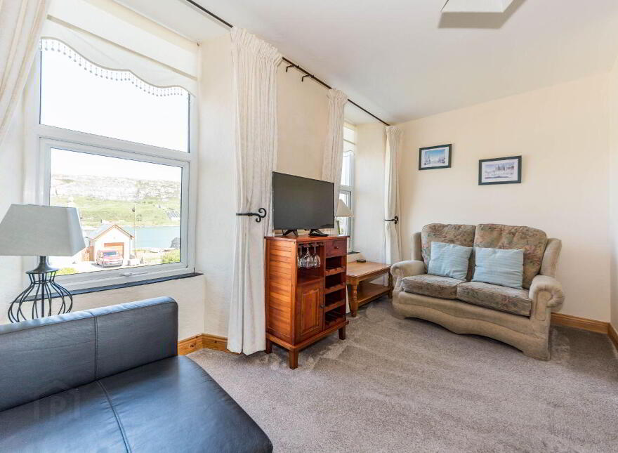 Marconi House, Crookhaven, Crookhaven, P81NY03
