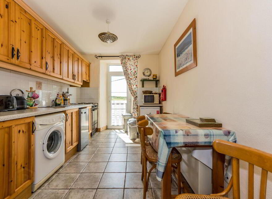 Marconi House, Crookhaven, Crookhaven, P81NY03