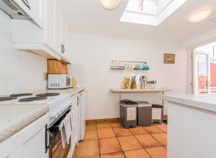 Marconi House, Crookhaven, Crookhaven, P81NY03