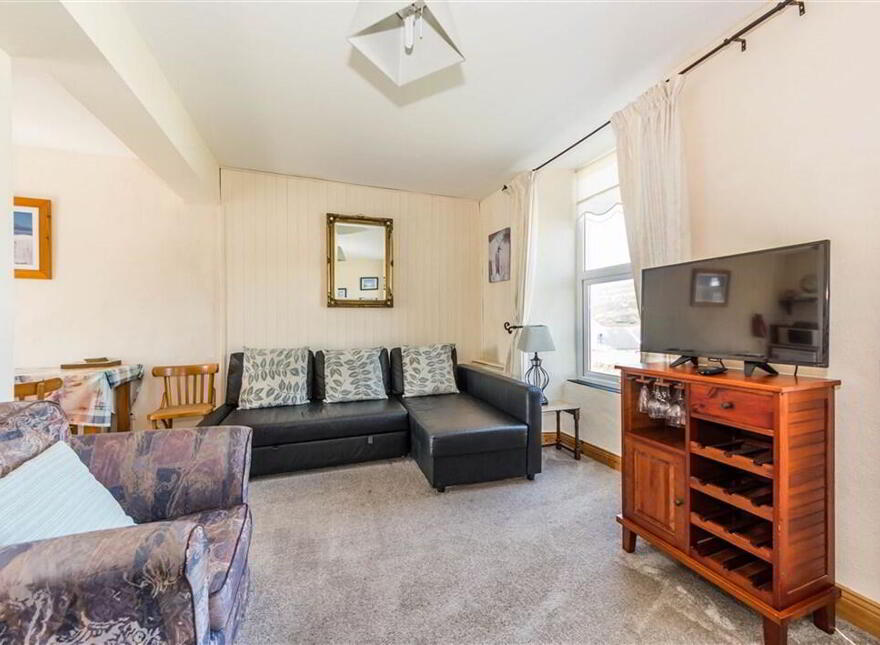 Apartment 2 Marconi House, Crookhaven, West, P81NY03