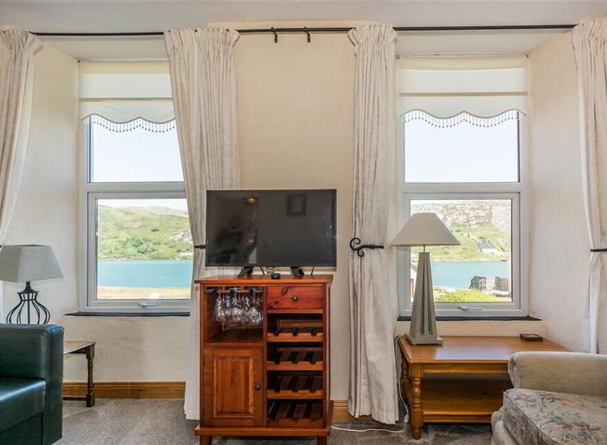 Apartment 2 Marconi House, Crookhaven, West, P81NY03