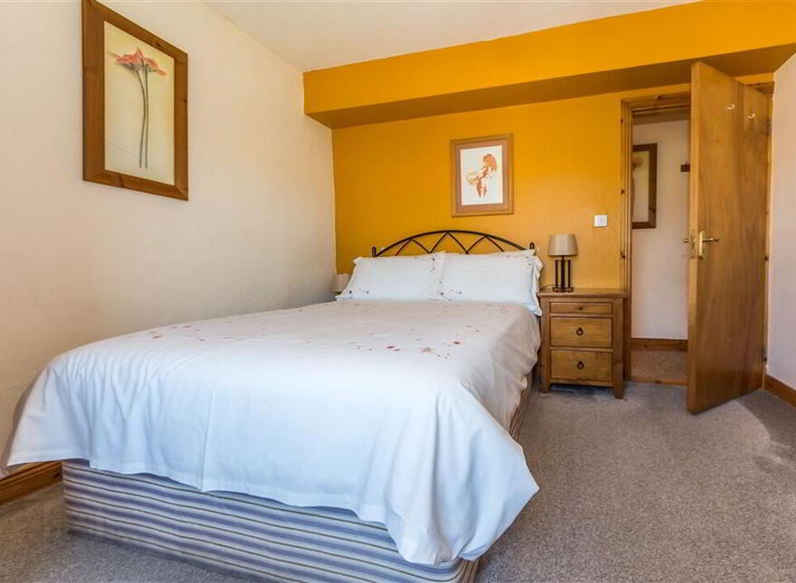 Apartment 2 Marconi House, Crookhaven, West, P81NY03