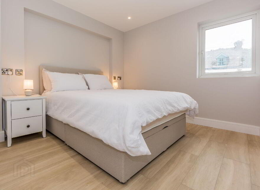 15 Les Mouettes Apartments, Crookhaven, Goleen, P81RK25