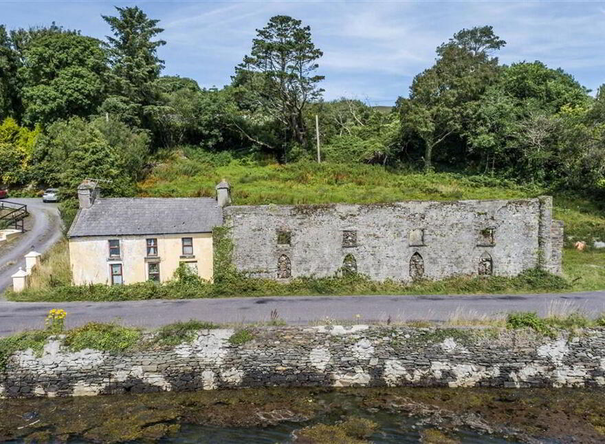The Grainstore, Gearhameen, Durrus, West, P75CX49